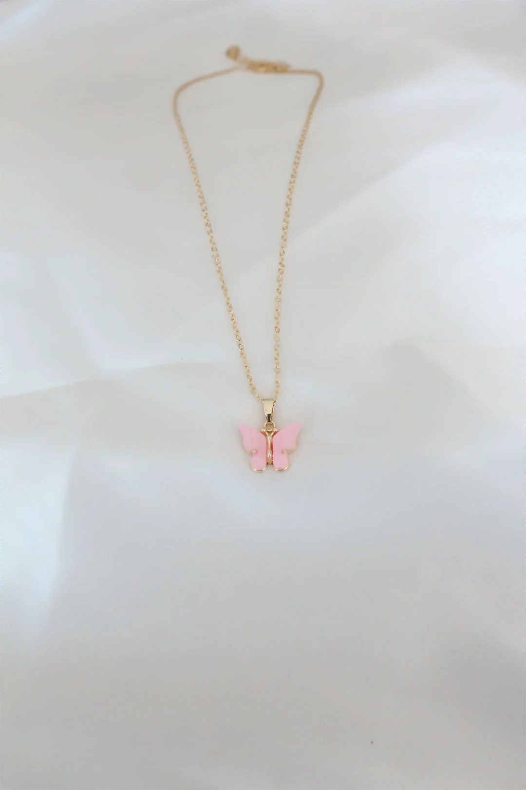 Gold Kaplama Pembe Sedefli Kelebek Kolye