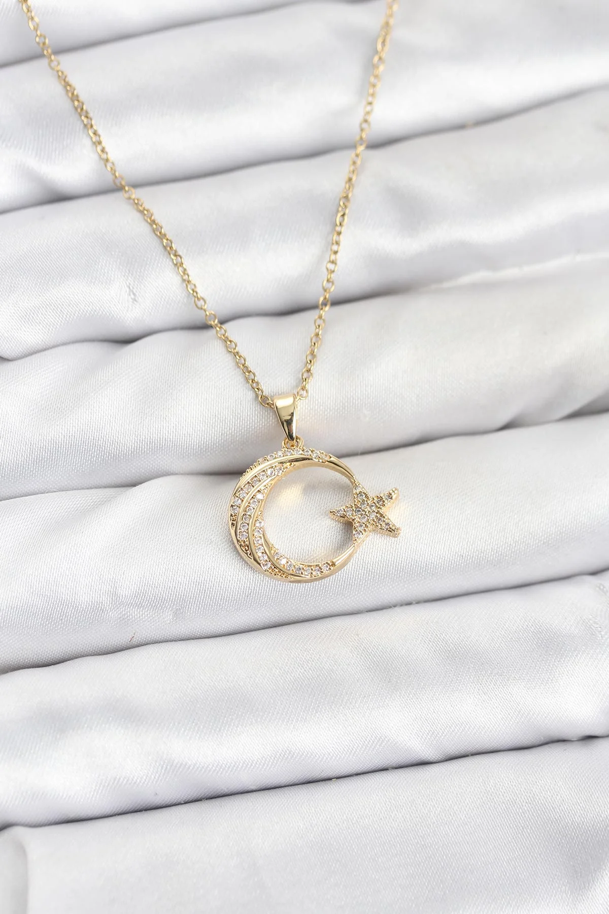 316L Çelik Zincir Gold Renk Ay Yıldız Model Zirkon Taşlı Kadın Kolye