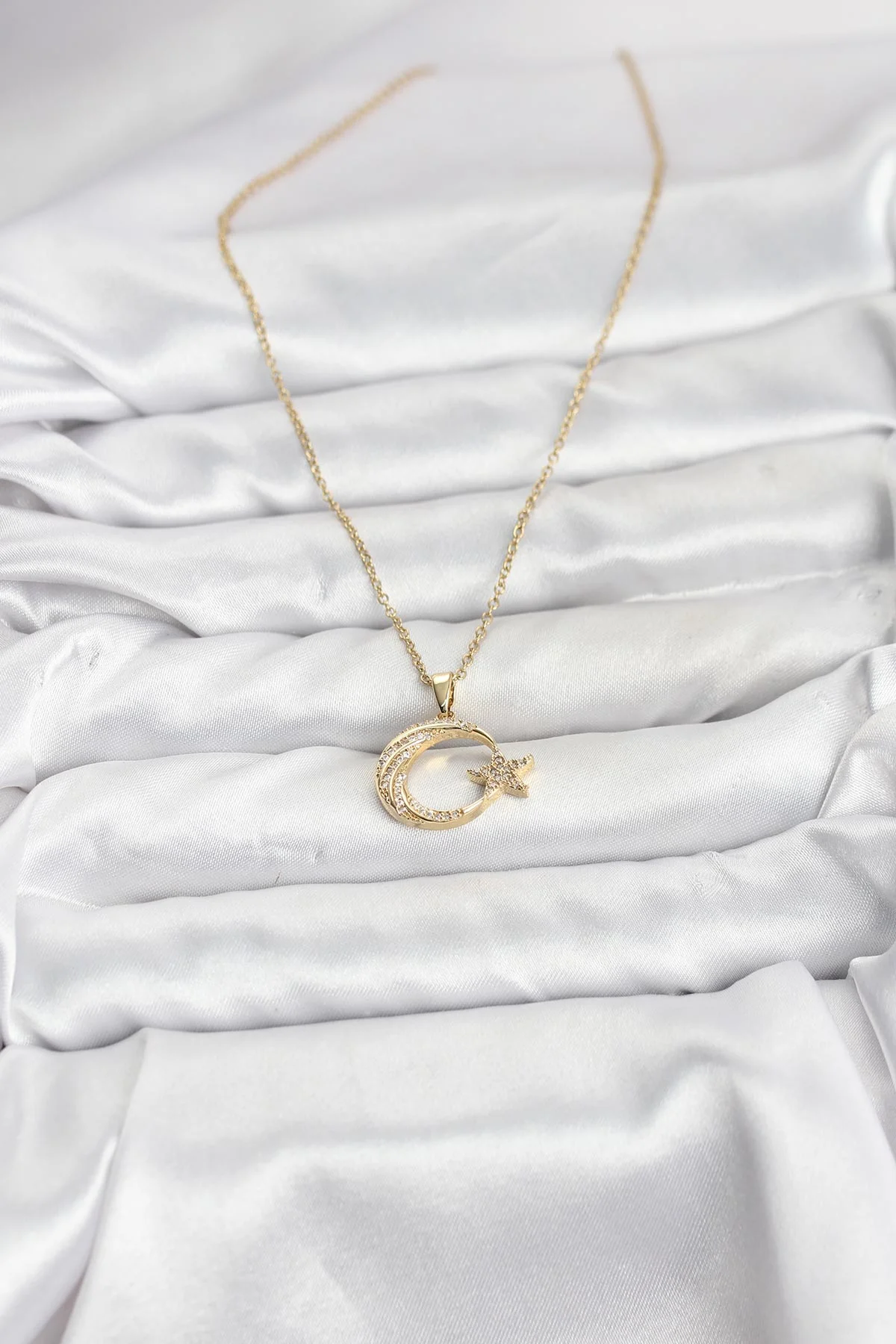 316L Çelik Zincir Gold Renk Ay Yıldız Model Zirkon Taşlı Kadın Kolye