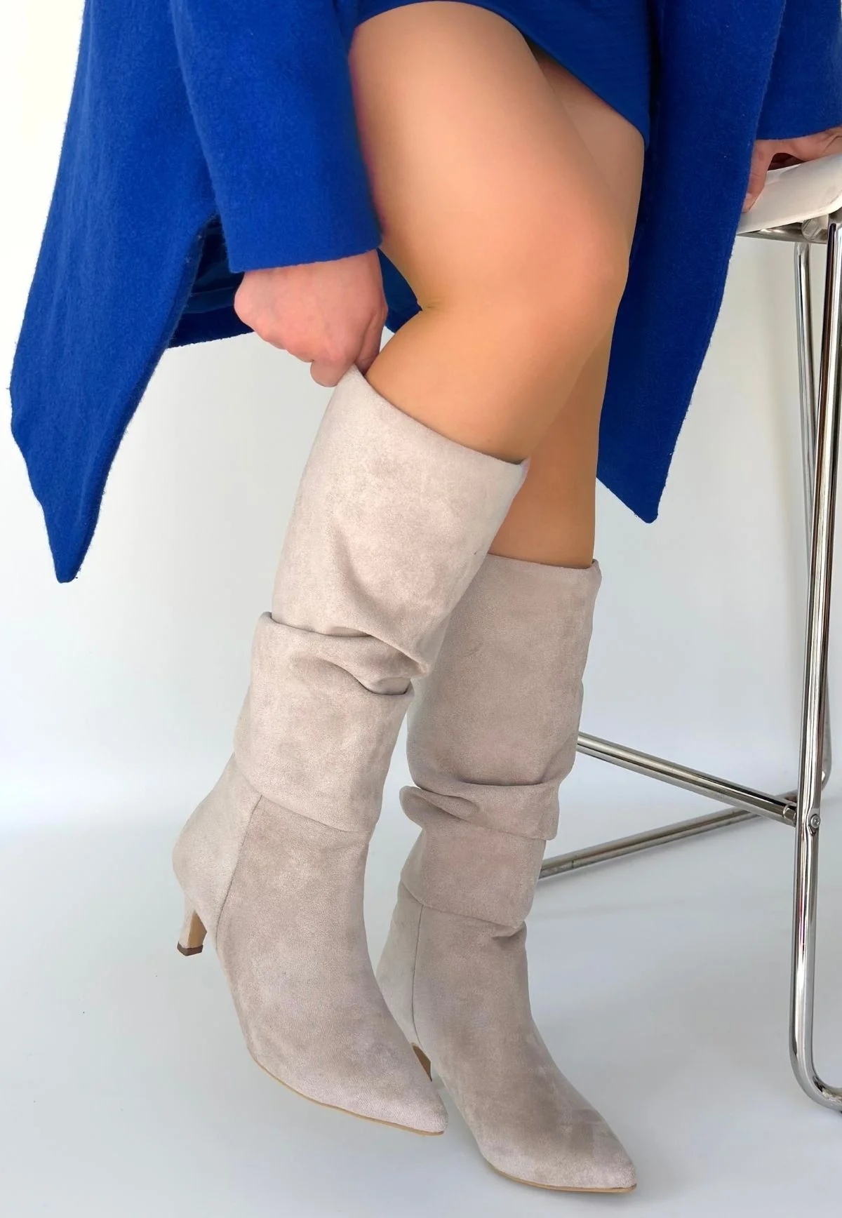 İwon Bej Süet Körüklü Çizme