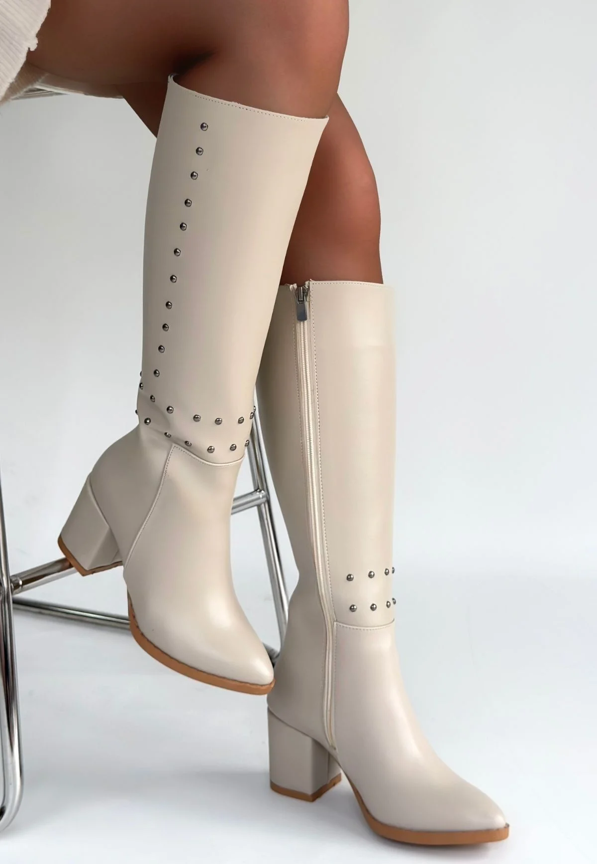 Tiyan Bej Cilt Topuklu Çizme