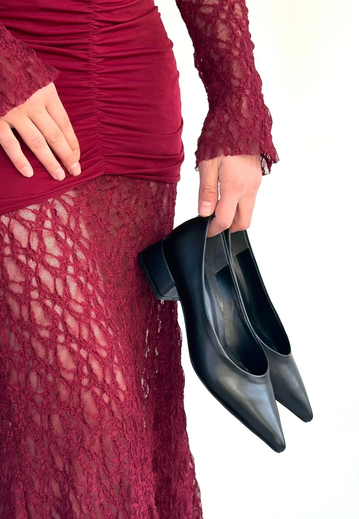 Ferla Siyah Cilt Topuklu Ayakkabı