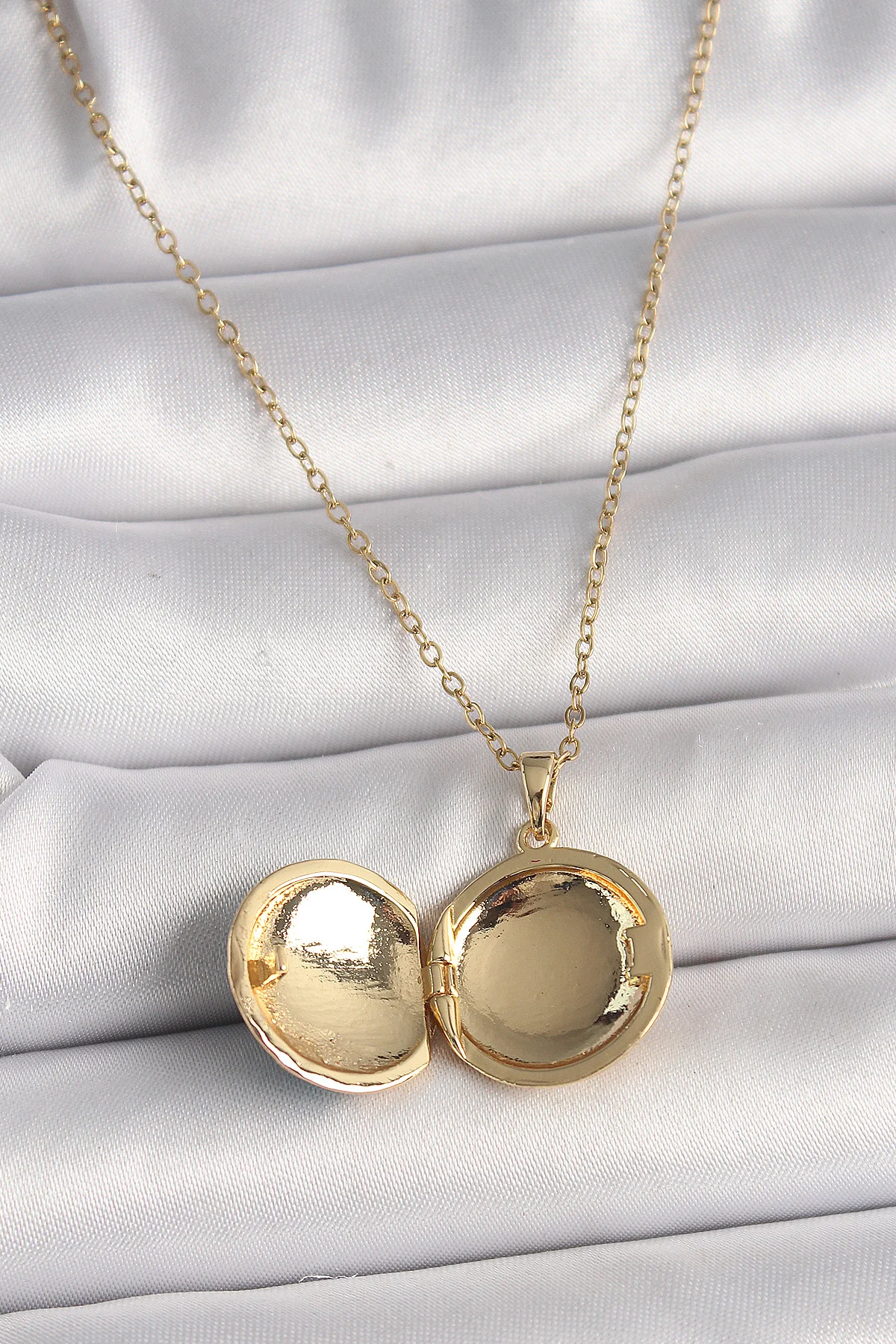 316L Çelik Gold Renk Zincir Mavi Dünya Model Kadın Kolye