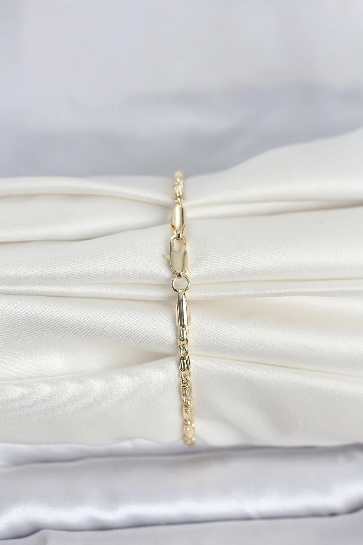 CM 14K Gold Renk Burgu Zincirli Model Kadın Bileklik