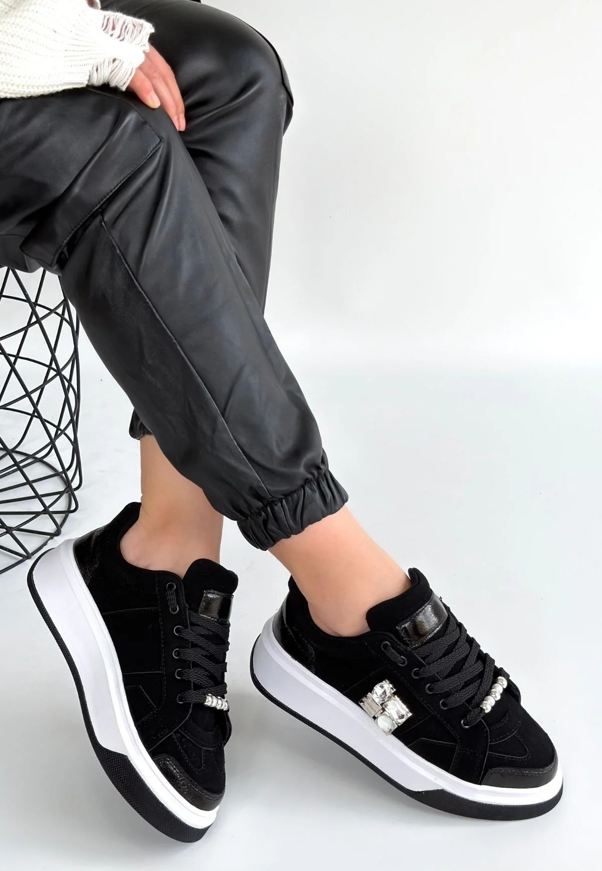 Ceans Siyah Süet Bağcıklı Spor Ayakkabı