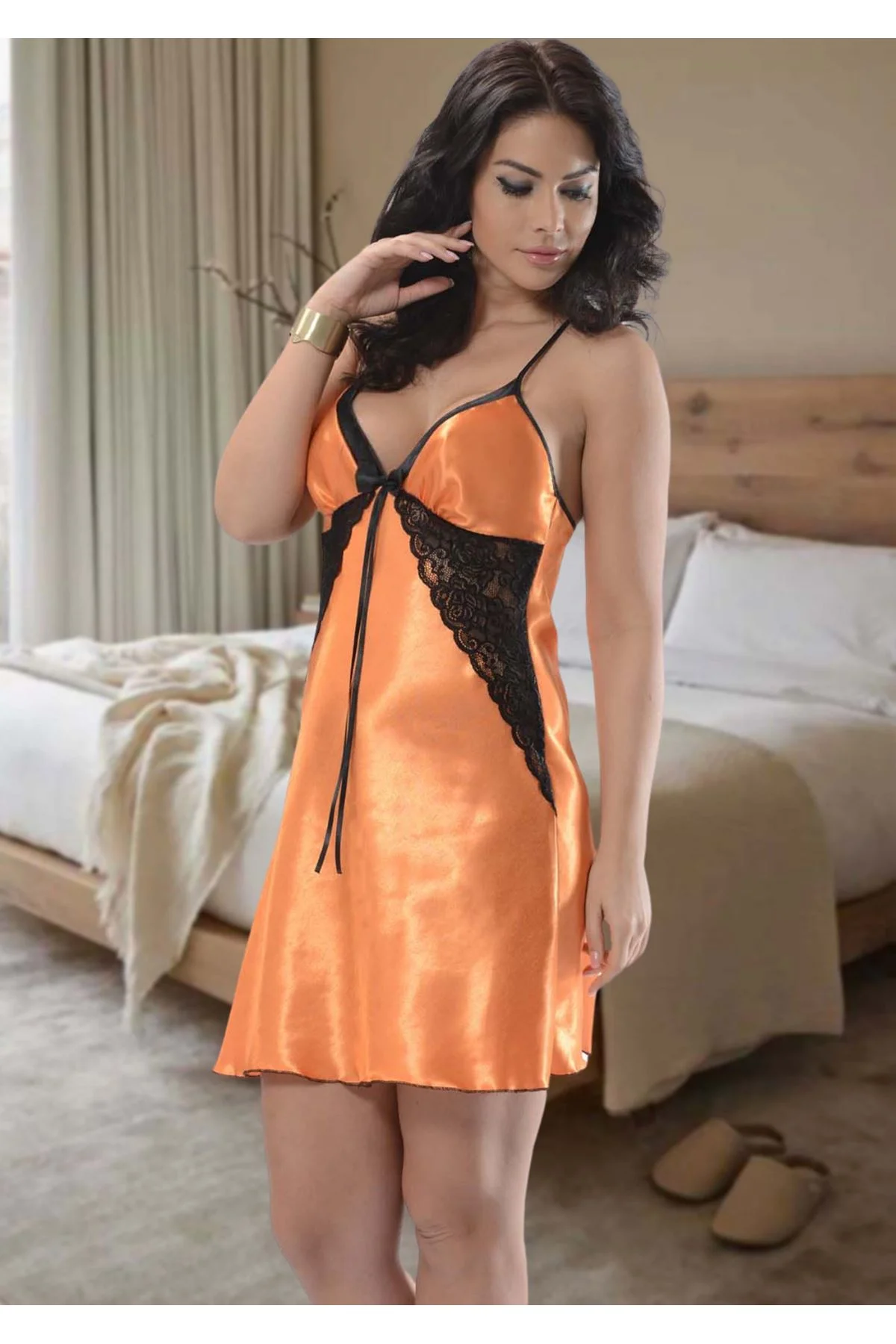 Turuncu Dantelli Saten Gecelik - M-379