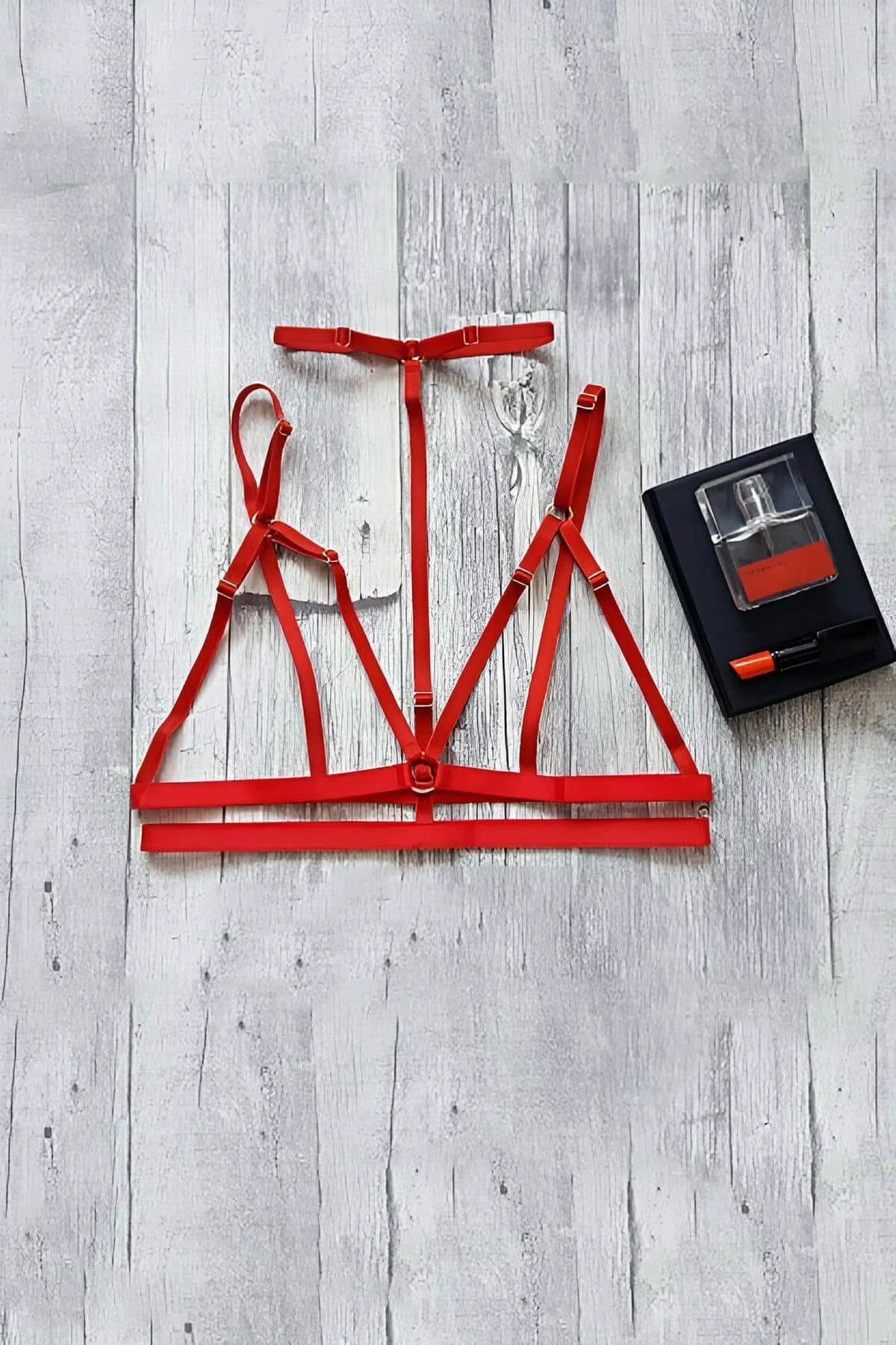 Şık Lastik Harness Sütyen - Brf143