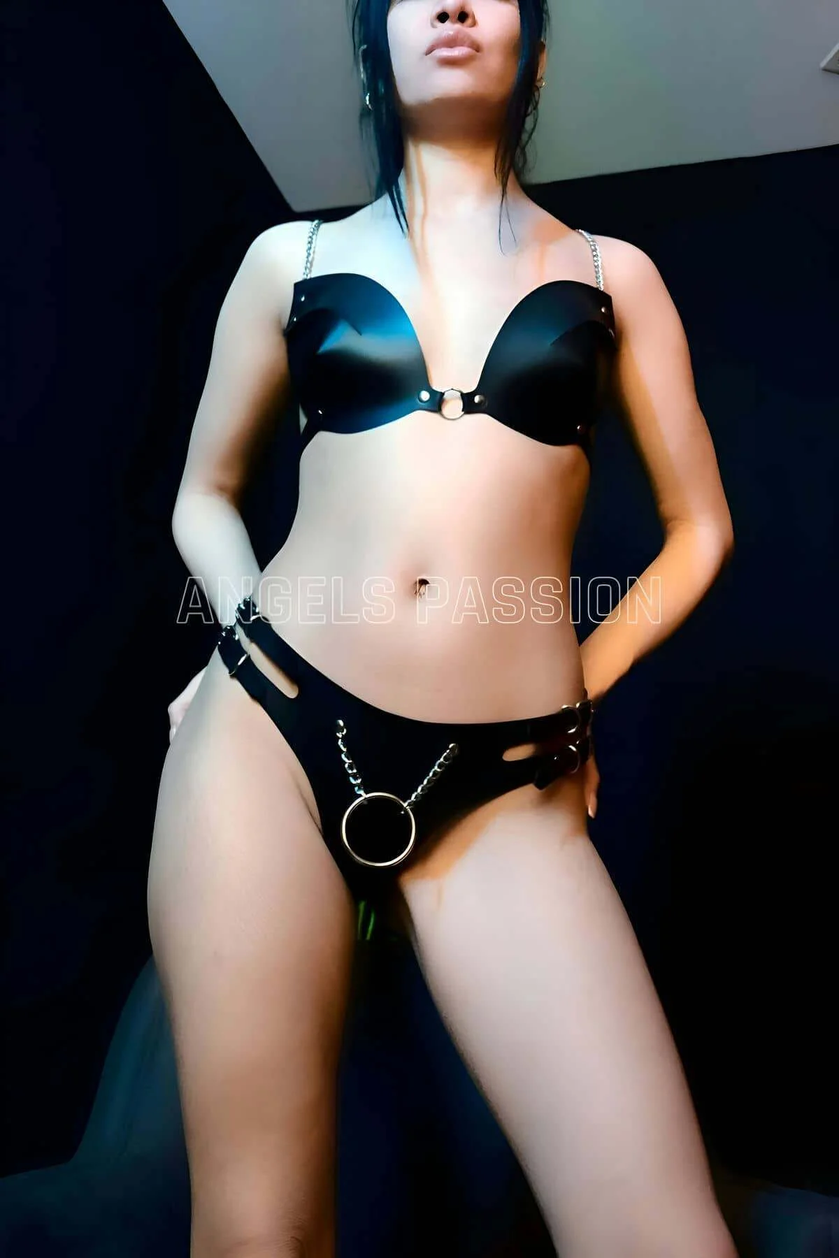 Deri Seksi Sütyen Takım, Deri Fantezi İç Giyim, Zincir Detaylı Sütyen Harness Takım - Brf1223