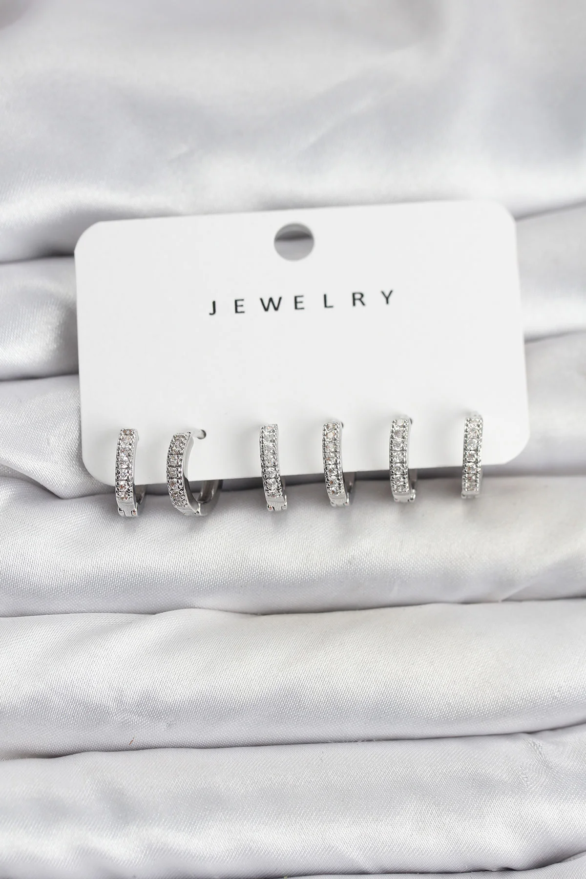 Gümüş Renk Pirinç Zirkon Taşlı Halka Kadın Küpe Seti