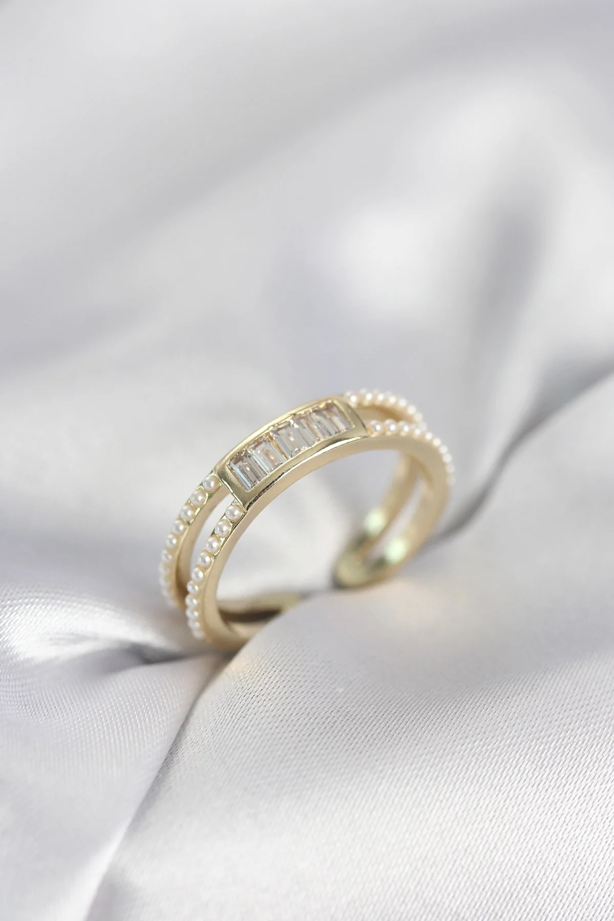 Baget Zirkon Taşlı Gold Renk İncili Kadın Yüzük