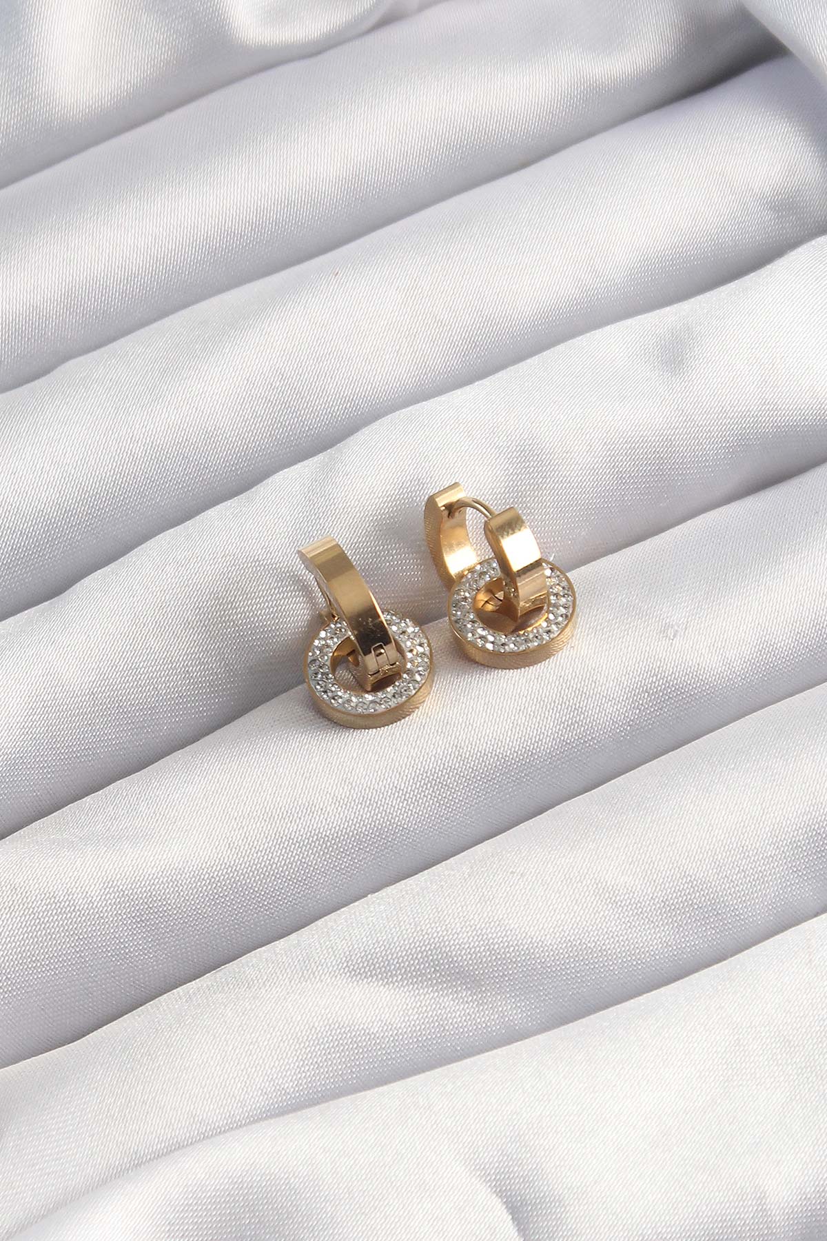 316L Çelik Gold Renk Zirkon Taşlı Halka Model Küpe