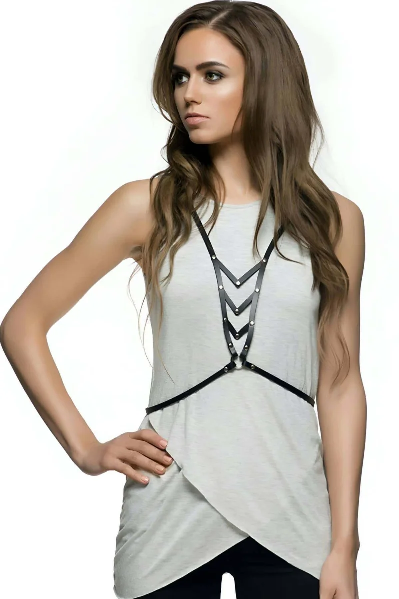 Dalga Detaylı Şık Deri Göğüs Harness - Brf192