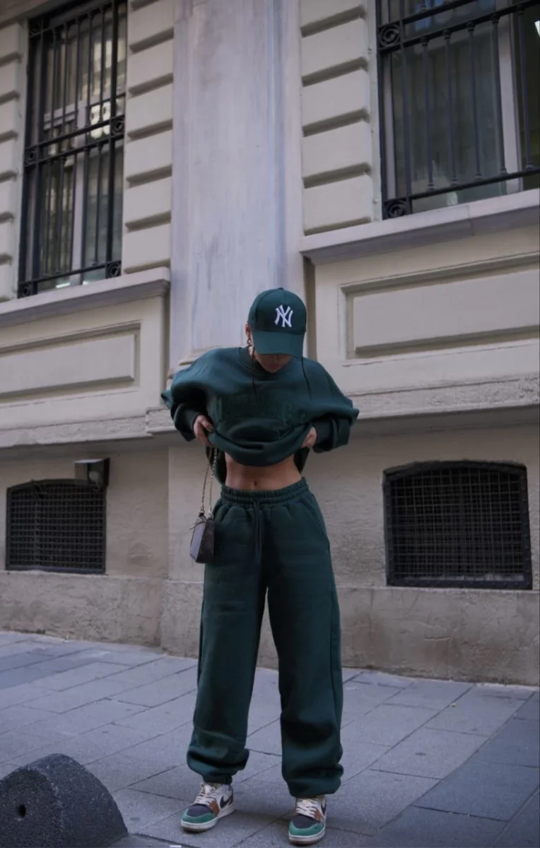 Bisiklet Yaka Nakış İşlemeli Üç İplik Sweat Takım - Yeşil -