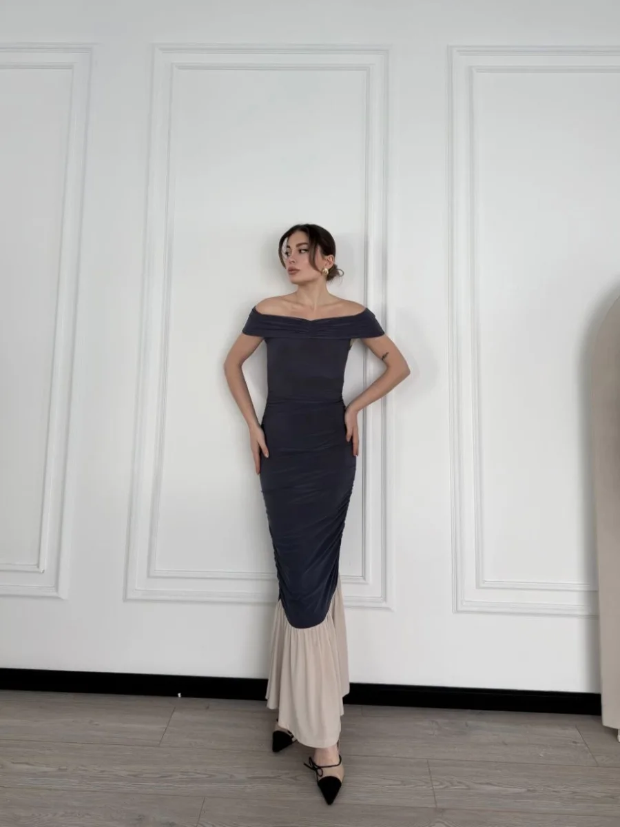 Striptiz Omuzlu Uzun Elbise- Füme -