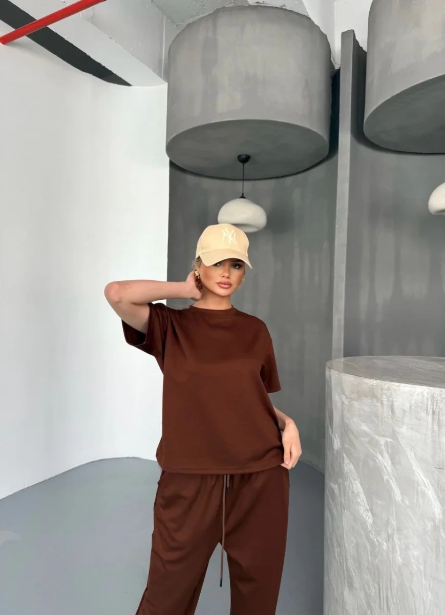 Osy Modal Yumuşak Dokulu Kumaş Kısa Kollu Bluz Rahat Pantalon ikili Takım- Kahverengi -