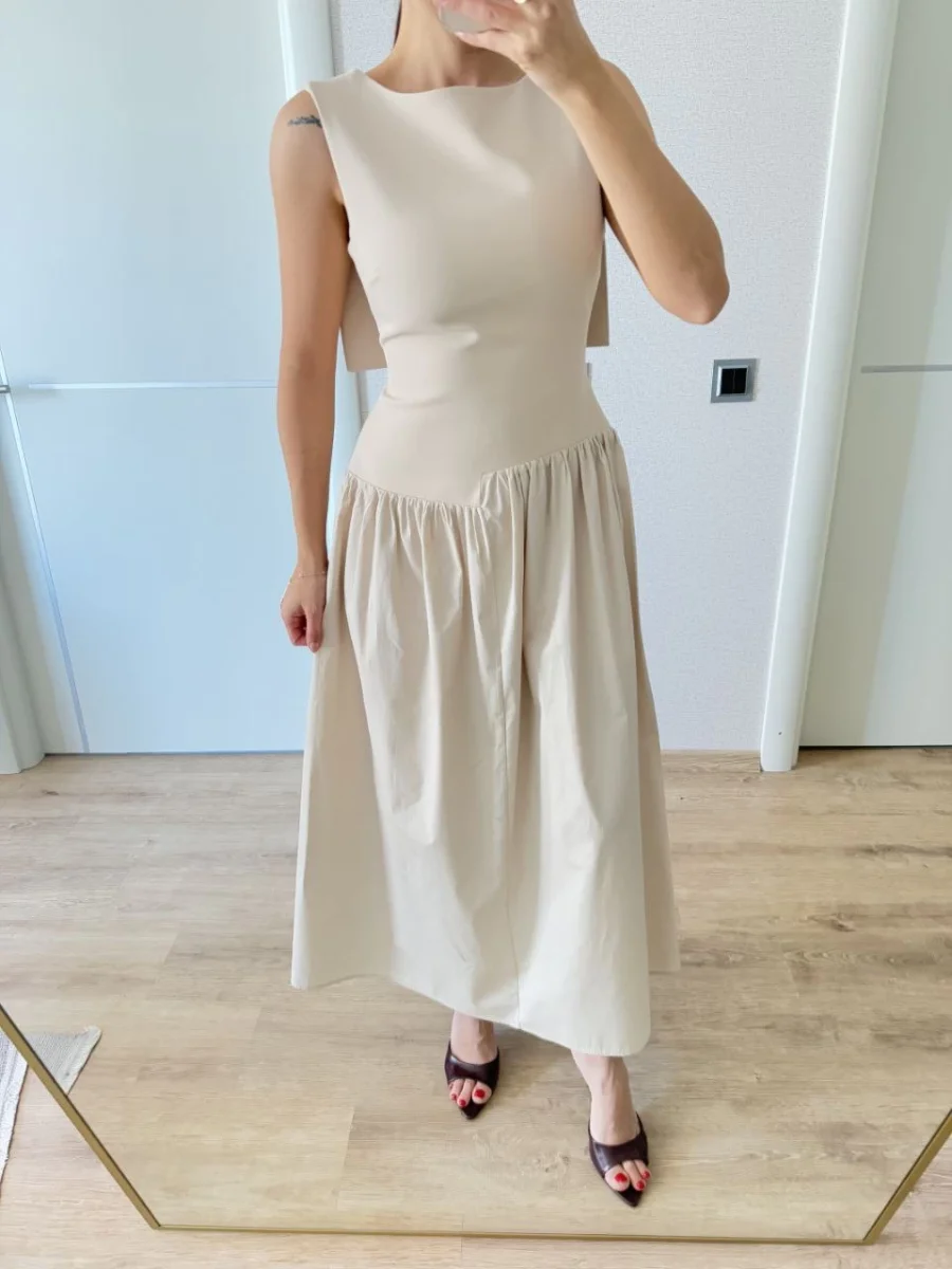 Krep Arkası Kanat Arka Ön Pens Detaylı Uzun   Elbise - Bej -