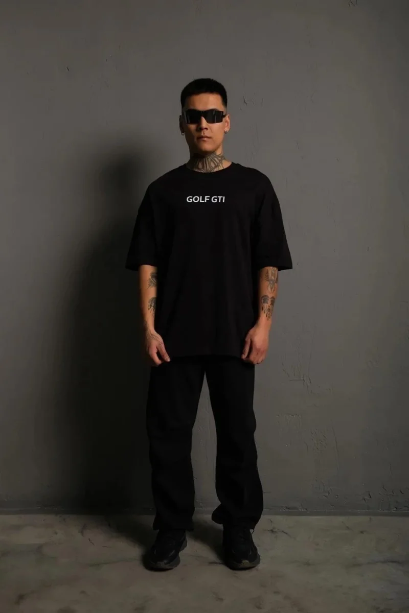 Oversize Baskılı Tişört – Golf GTI Retro Araba Desenli,- Siyah -