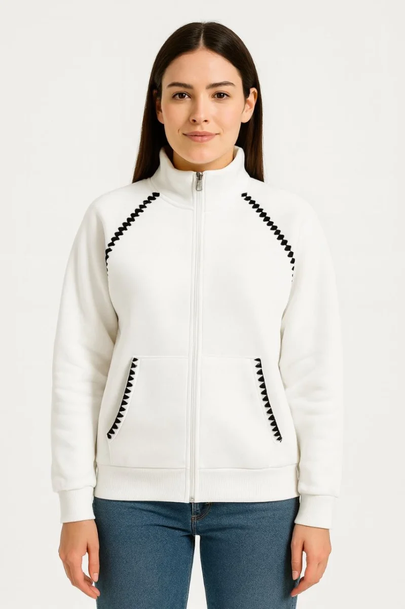 Oversize Dik Yaka Fermuarlı Sweatshirt - Zincir Nakışli Kanguru Cepli, - Beyaz -