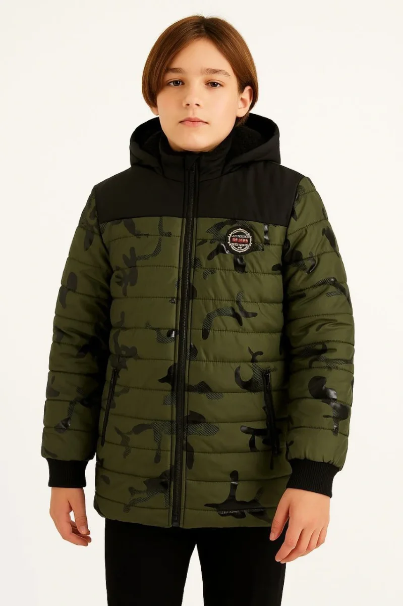 Kamuflaj Desenli Mont İçi Sıcak Tutan Pelüş Astarlı, Kapüşonlu, Fermuarlı Kışlık Su İtici Şişme Mont - Haki