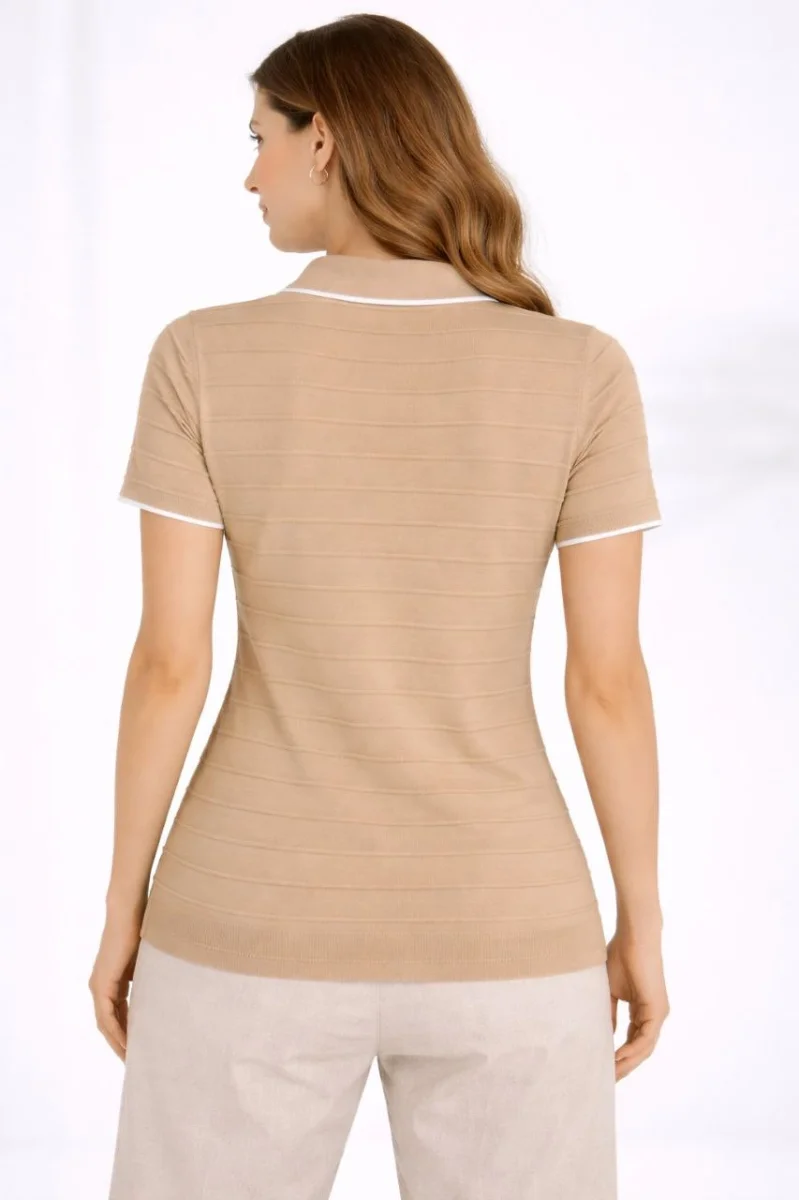 Kadın Triko Kumaş Yakalı Düğmesiz Açık Yaka Fitilli Kısa Kollu Regular Fit Tişört T-shirt - Bej