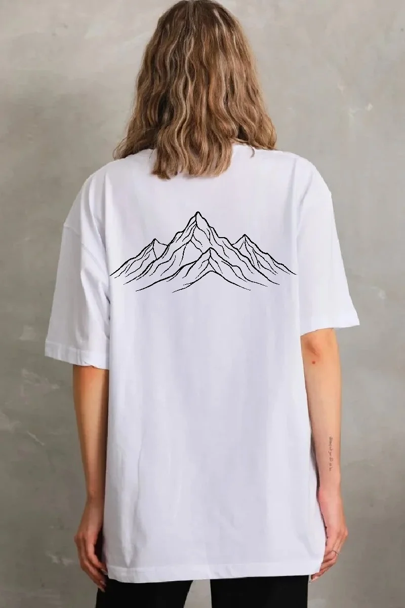 Kadın Nihilist Penguen Özel Tasarım Oversize Bisiklet Yaka Tişört - Beyaz