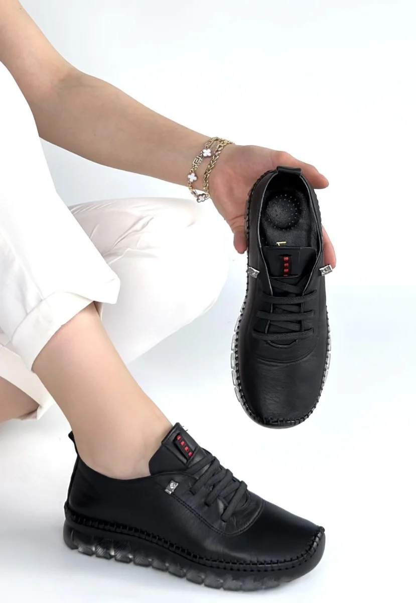 Jiten Siyah Deri Bağcıklı Spor QAyakkabı