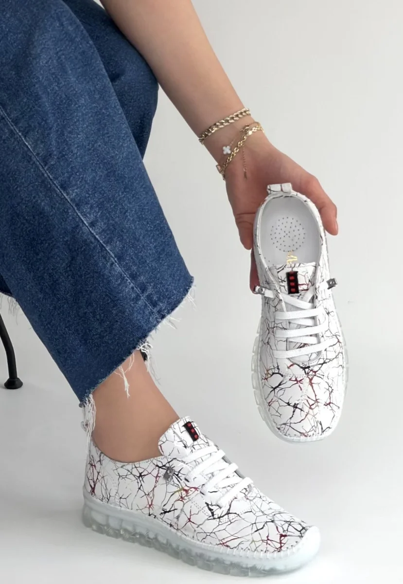 Jiten Beyaz Desenli Deri Bağcıklı Spor Ayakkabı