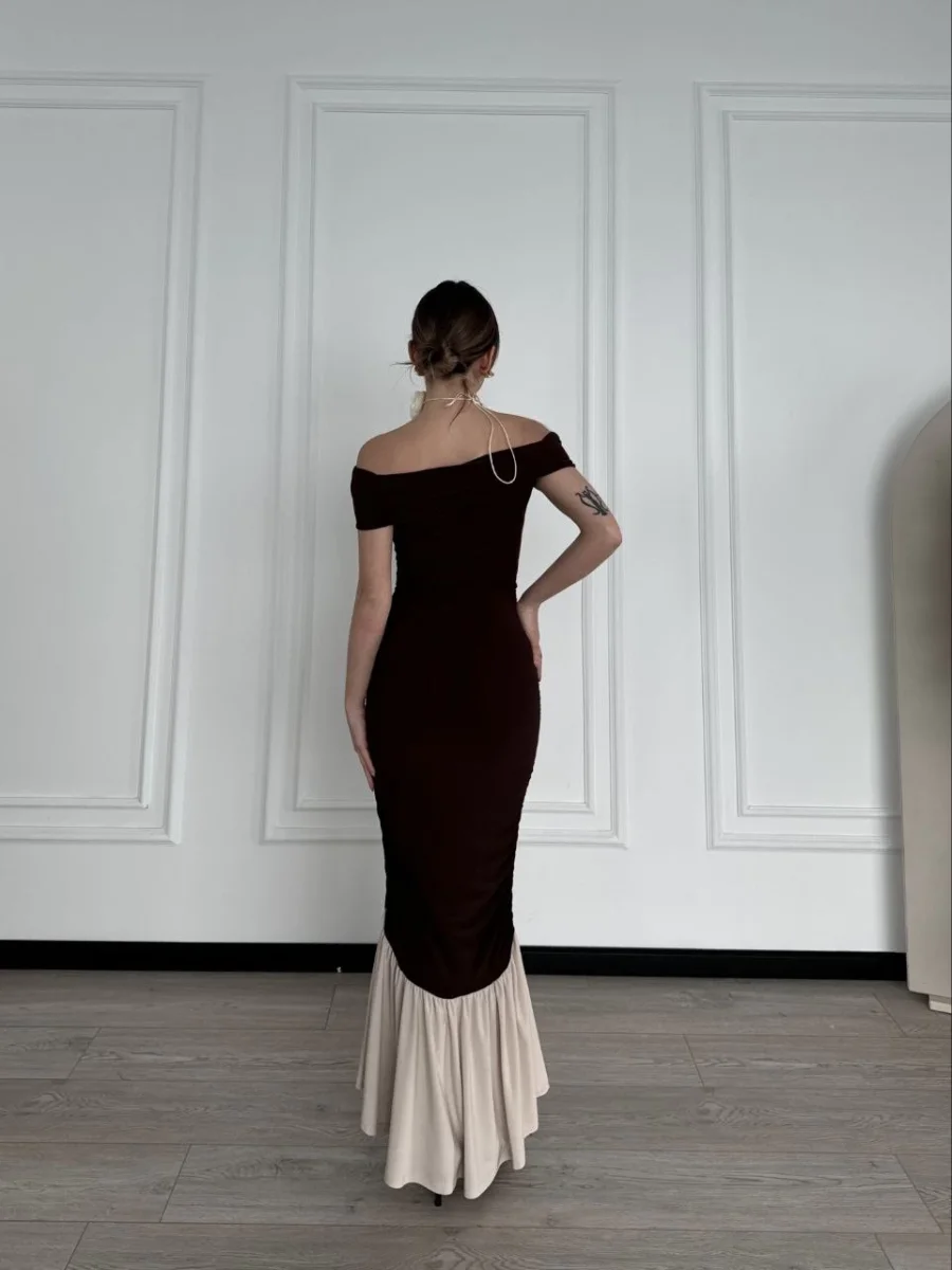 Striptiz Omuzlu Uzun Elbise- Kahve -