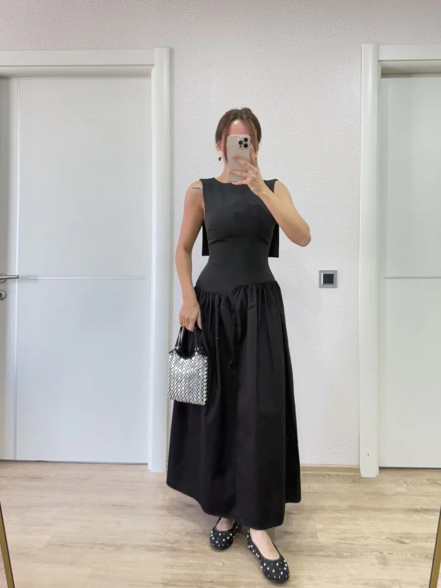 Krep Arkası Kanat Arka Ön Pens Detaylı Uzun   Elbise - Siyah -