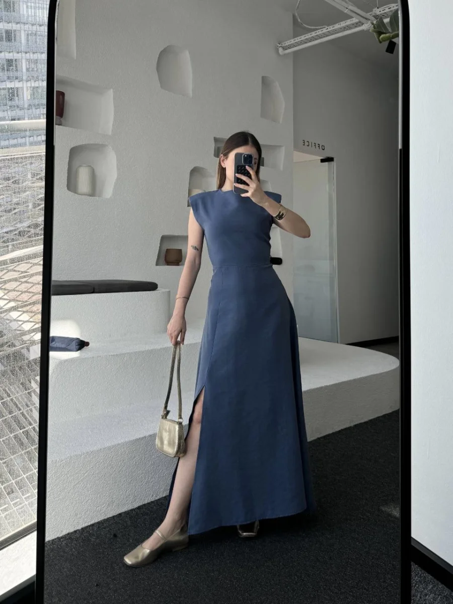 Keten Yandan Yırtmaçlı Uzun Elbise Sıfır Kol Elbise - Mavi -