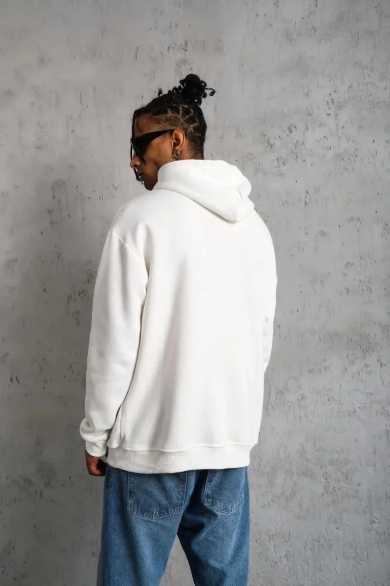Oversize Kapüşonlu Sweatshirt – Beyaz Renk Üç İplik İçi Pamuklu Kanguru Cepli Baskılı Hoodie Rahat Kalıp Kışlık Günlük Kombinlere Uygun - Beyaz -