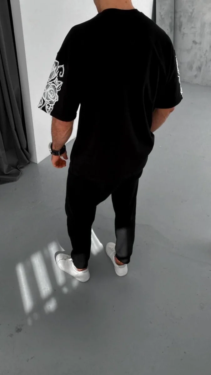 Flok Kabartma Baskılı T-Shirt - Siyah