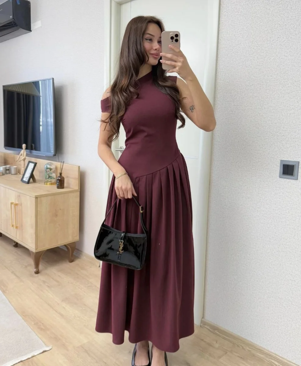 Asimetrik düşük yaka Kolsuz Uzun Elbise - Bordo