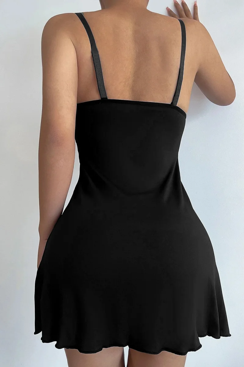 Kadın Siyah Askılı Beli Dantelli Göğsü Fiyonklu Şık Gecelik