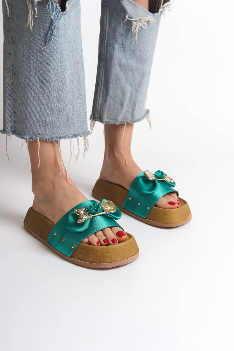 DILA Kalın ve Ortopedik Taban Ayıcıklı Saten Kadın Terlik  SKT - Yeşil