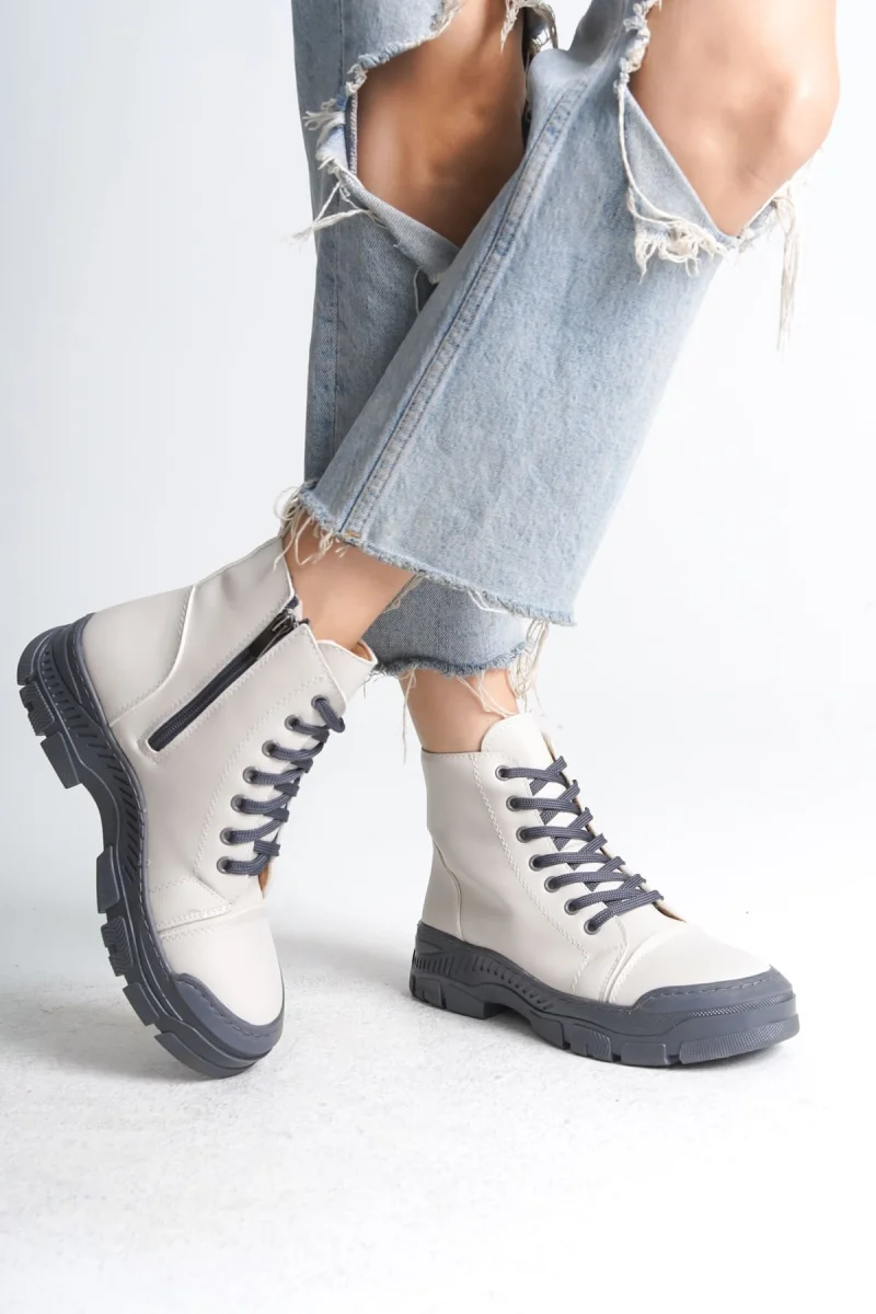 BLOOM Bağcıklı Fermuarlı Ortopedik Taban Kadın Bot  CGT - Krem