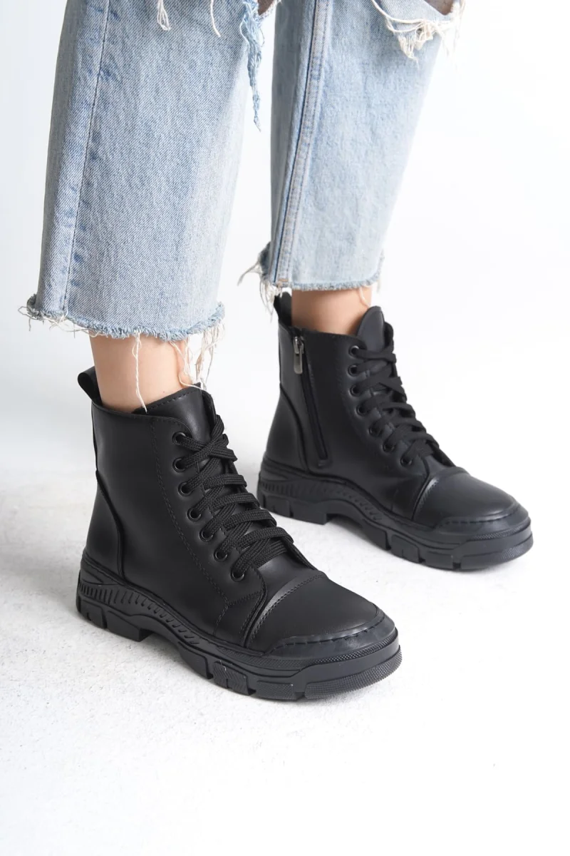 BLOOM Bağcıklı Fermuarlı Ortopedik Taban Kadın Bot CST - Siyah