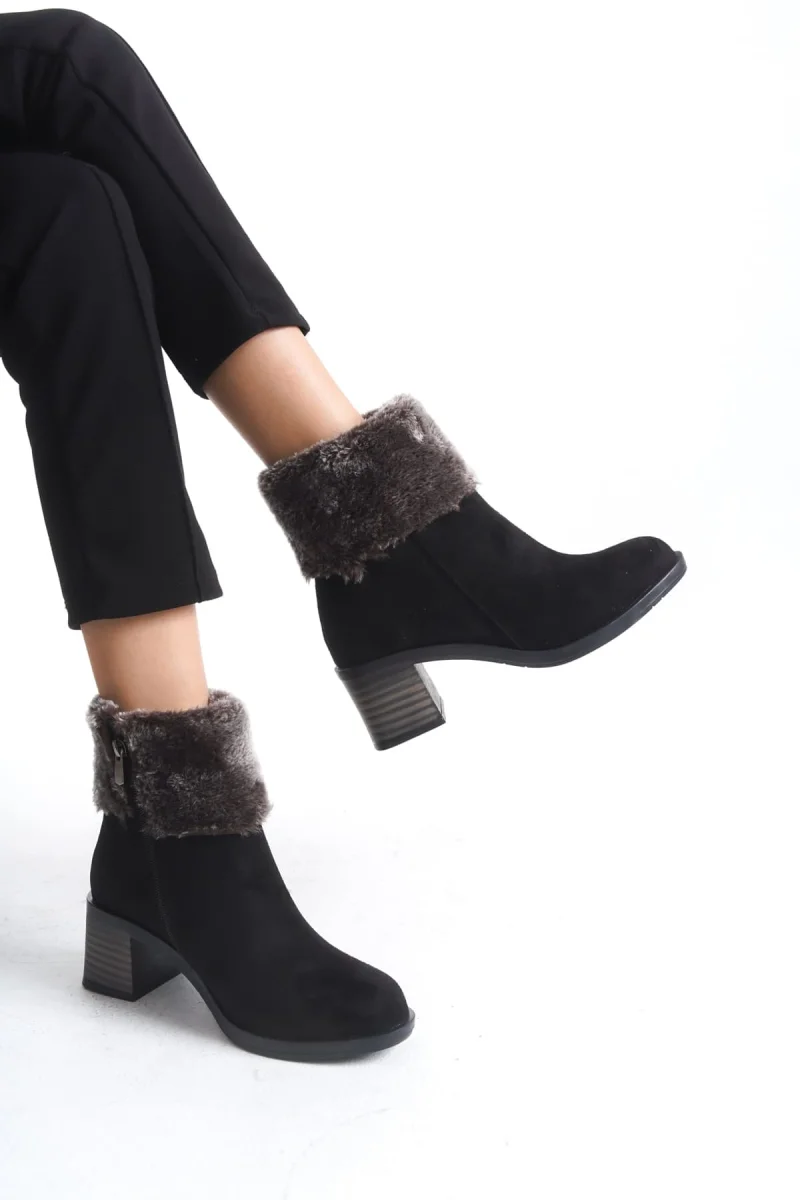 KATYA Fermuarlı Ortopedik Taban Topuklu Kürk Detaylı Süet Kadın Bot  SST - Siyah