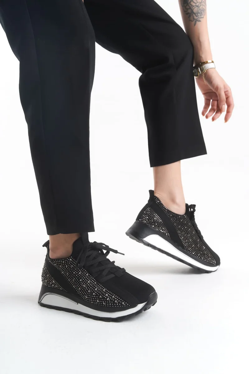 ALYA Bağcıklı Ortopedik Taban Taşlı Kadın Sneaker Spor Ayakkabı CBT - Siyah