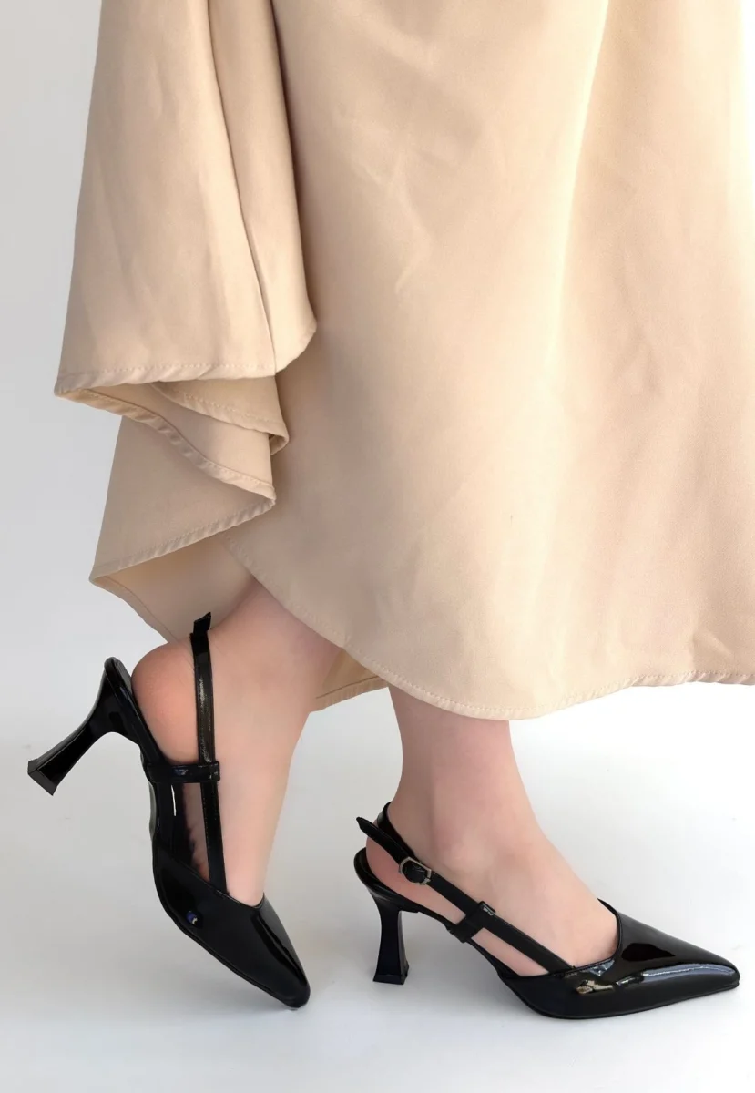 Hoost Siyah Rugan Topuklu Ayakkabı