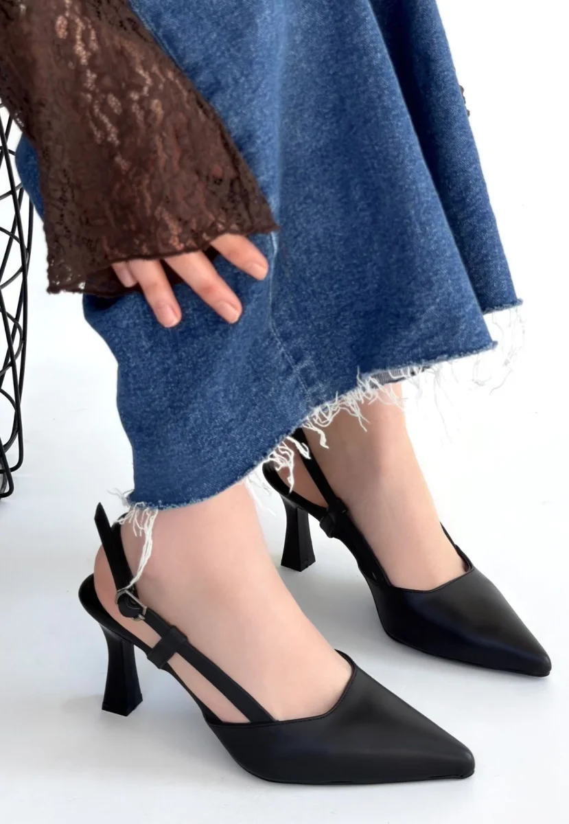 Hoost Siyah Cilt Topuklu Ayakkabı