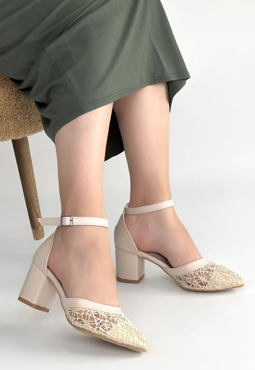 Dmop Bej Cilt Tül Detaylı Topuklu Ayakkabı