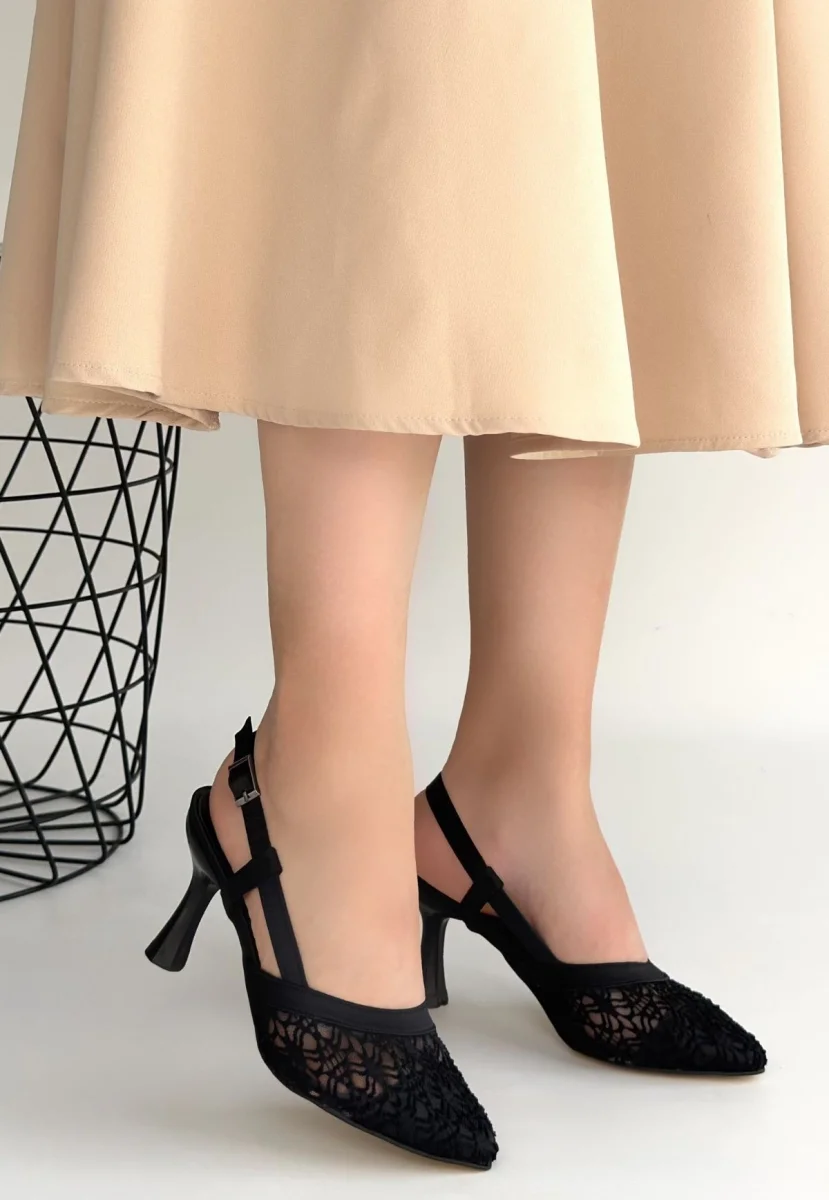 Ceta Siyah Cilt Tül Detaylı Topuklu Ayakkabı