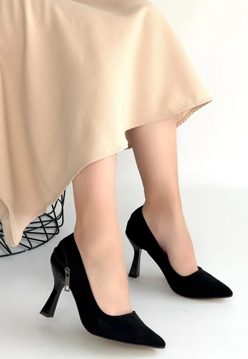 Retta Siyah Süet Topuklu Ayakkabı