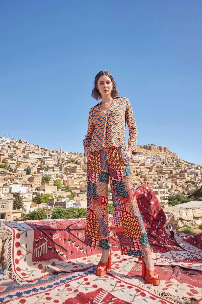 Etnik Desenli Saten Alt Üst Takım