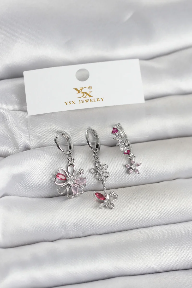 Pirinç Gümüş Renk Çiçek Model 3'lü Kadın Küpe