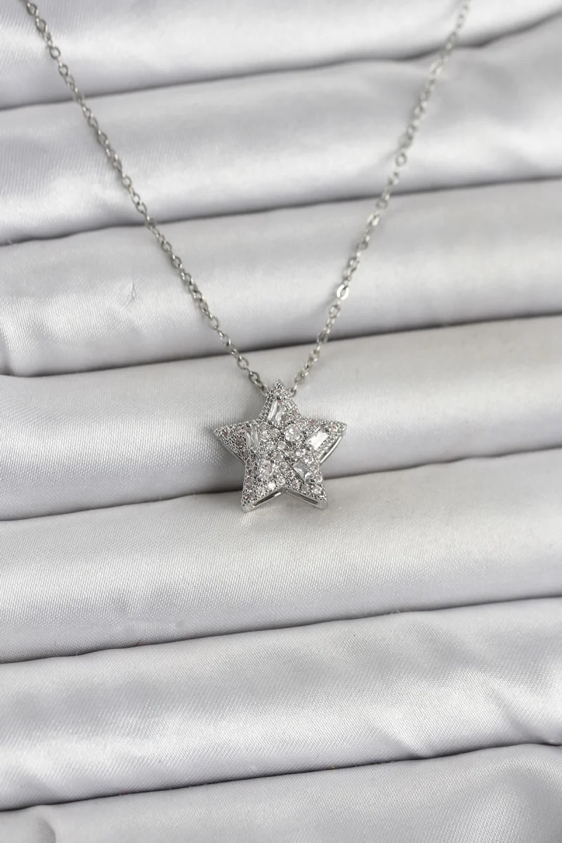 316L Çelik Zincir Gümüş Renk Zirkon Taşlı Yıldız Model Kadın Kolye