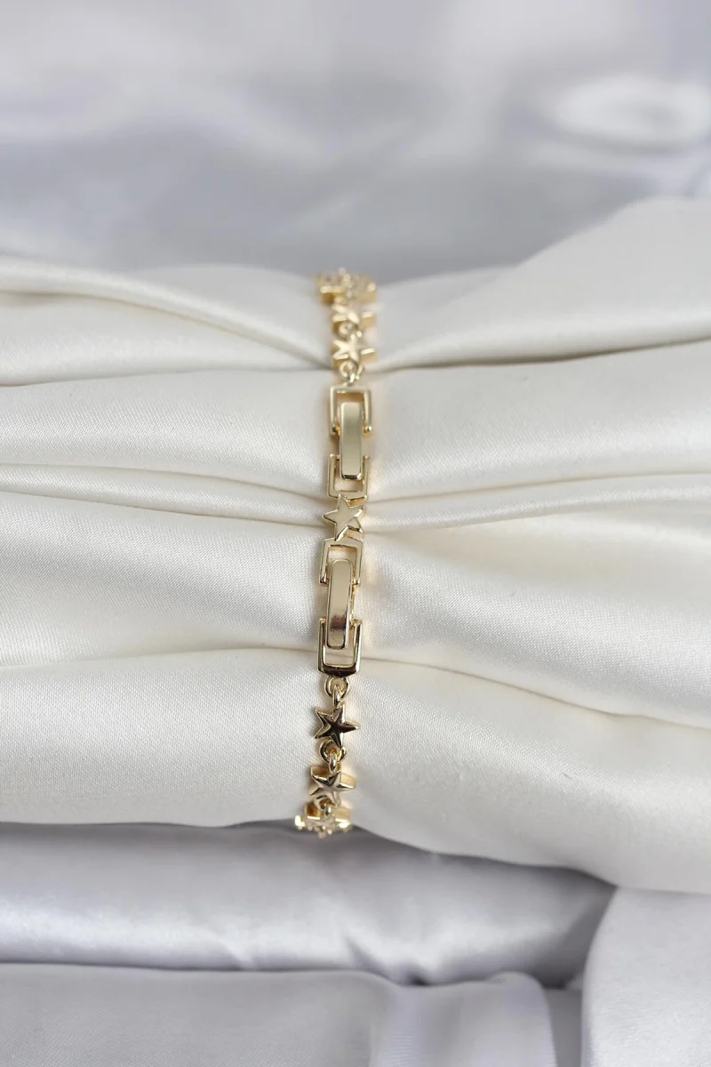 Pirinç Gold Renk Zirkon Taşlı Ay ve Yıldız Model Kadın Bileklik