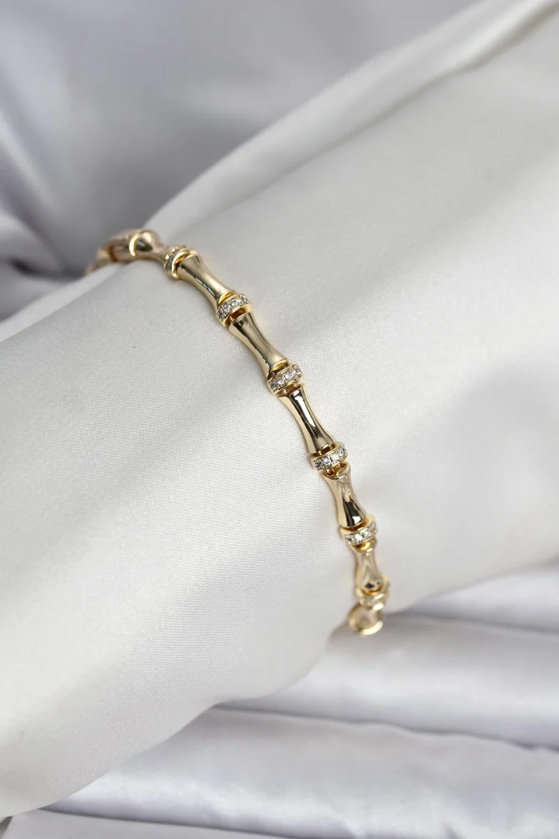 Pirinç Gold Renk Kemik Model Kadın Bileklik