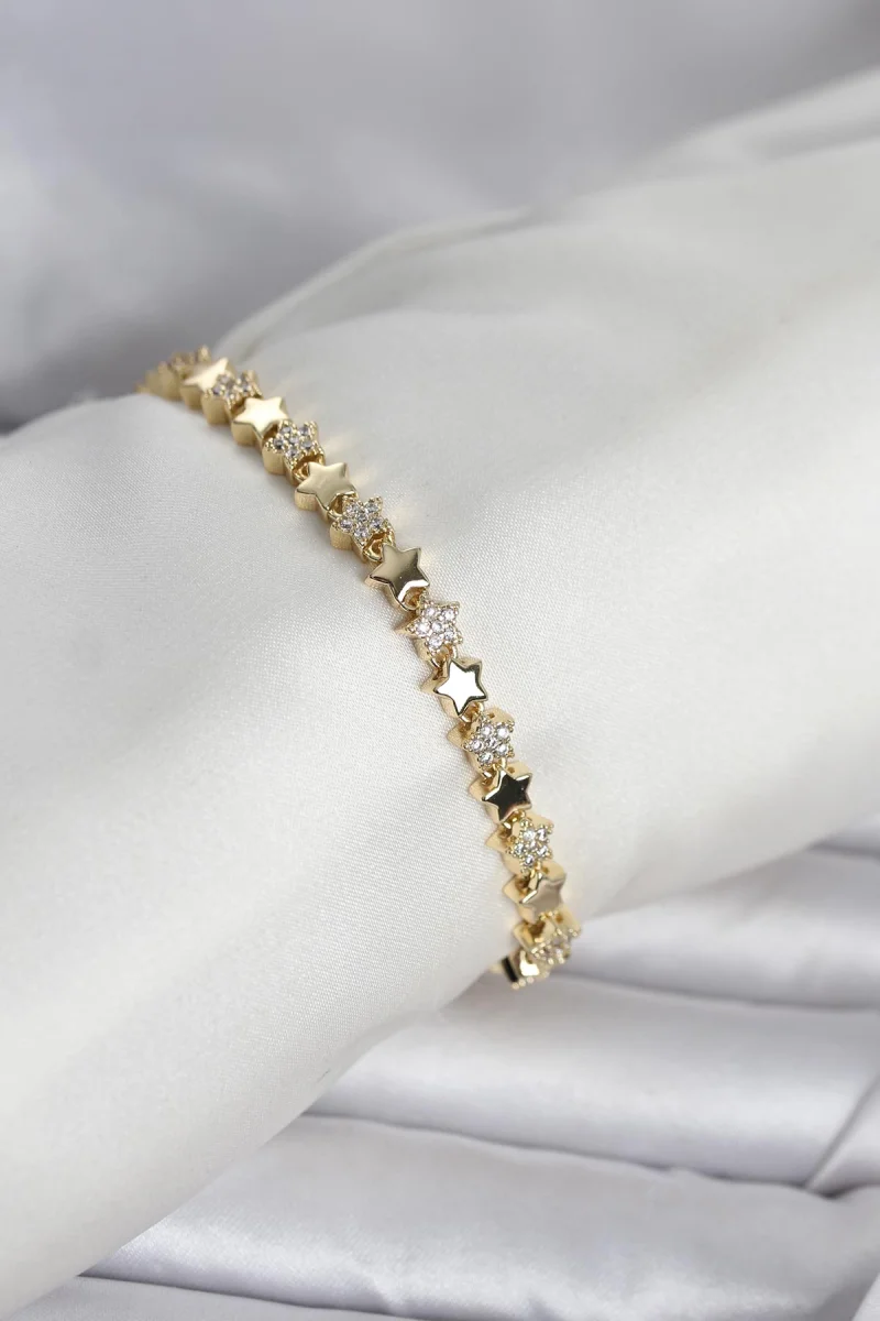 Pirinç Gold Renk Zirkon Taşlı Yıldız Model Kadın Bileklik